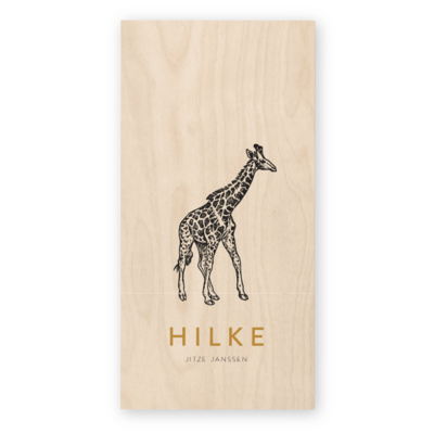 geboortekaartje-echt-hout-giraf-hilke-langwerpig