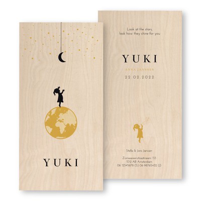 Geboortekaartje-hout-meisje-wereldbol-yuki